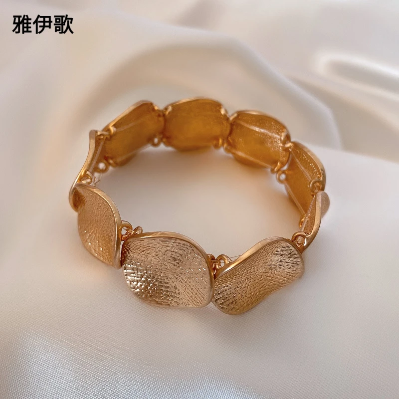 简约圆形拼接金属手链小众冷淡风几何手环个性设计感新款手饰