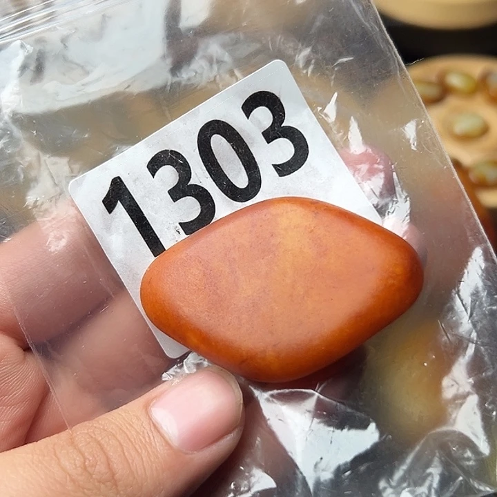 和田玉未镶嵌手串