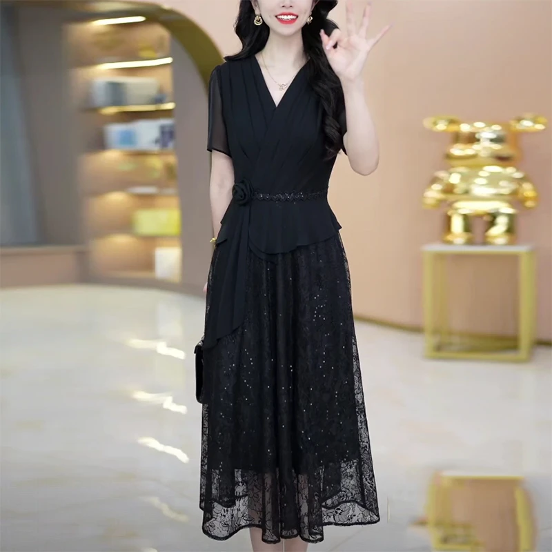 夏季新款时尚大气减龄修身显瘦收腰气质妈妈装女人味轻熟风连衣裙