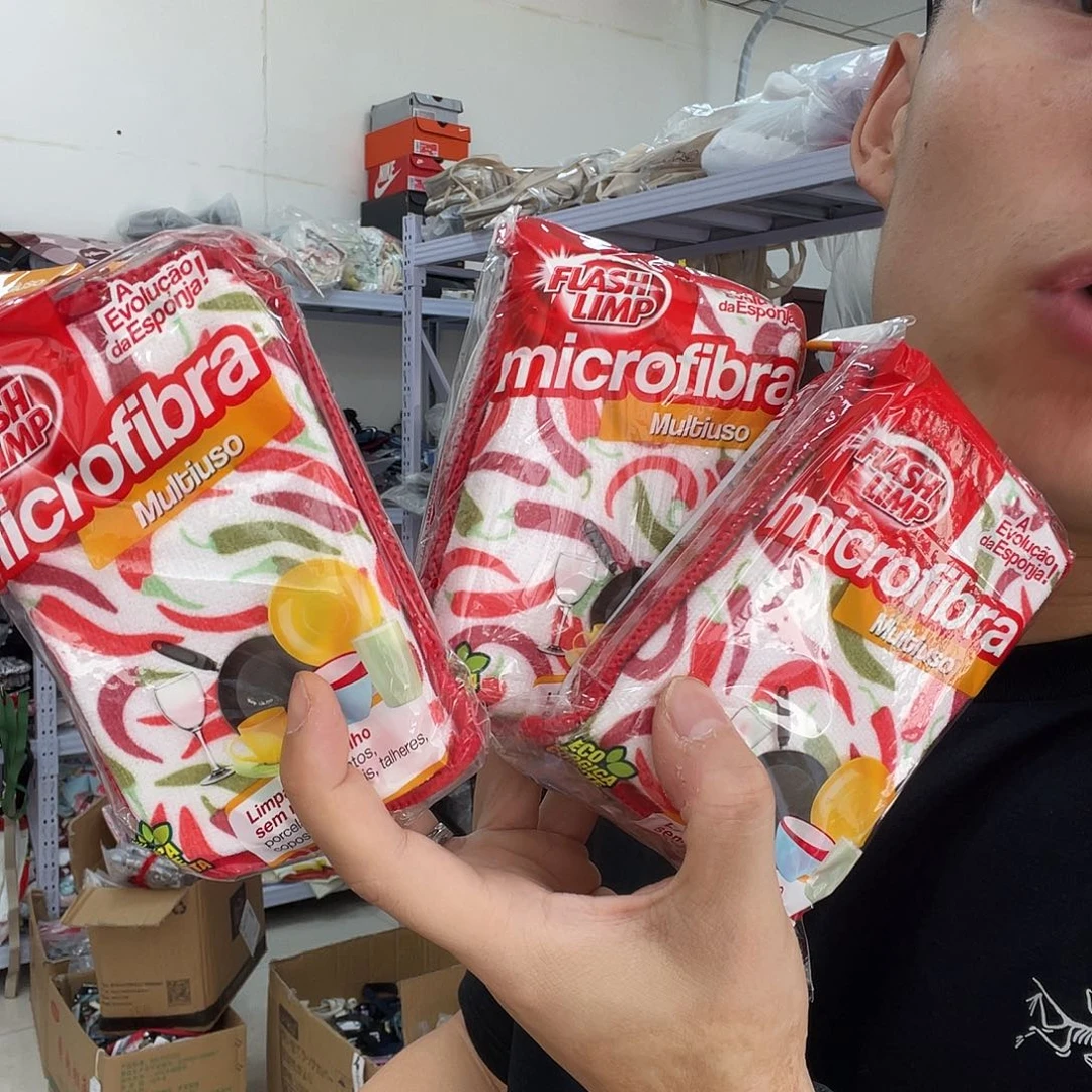 PU化妆包等各种产品的