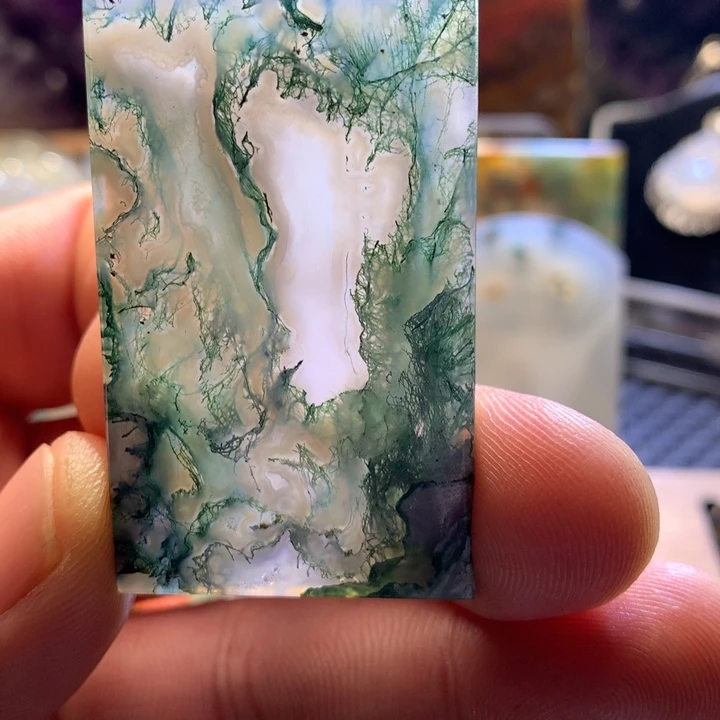 知***乐玛瑙/玉髓未镶嵌颈饰