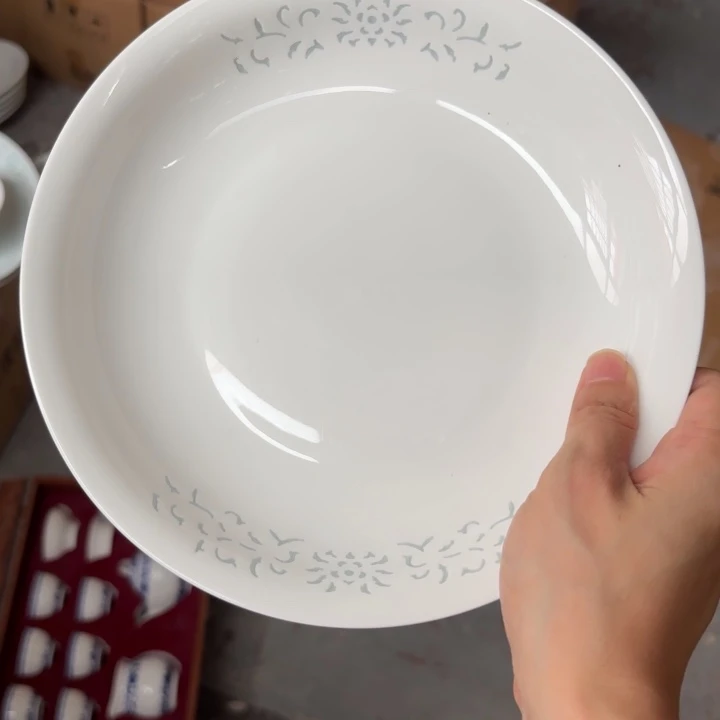 青瓷景德镇陶瓷盘子两只白色