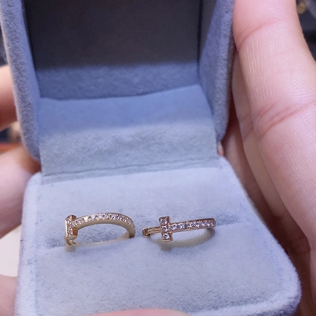 耳饰18K金镶嵌钻石d****jT1半钻耳扣k黄