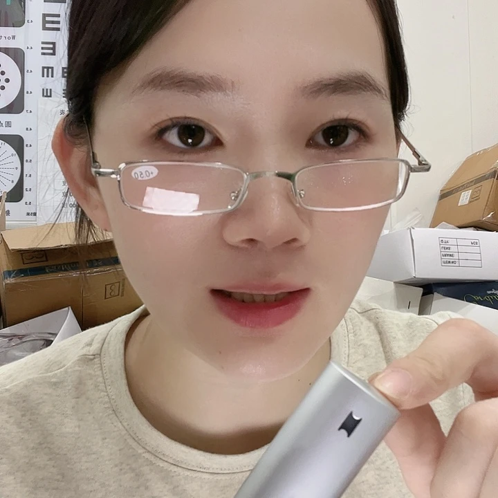 便携笔筒的50老花镜