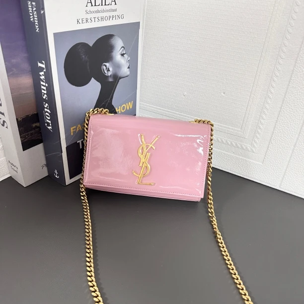 95新 YSL/圣罗兰 樱花粉小号信封链条斜挎包