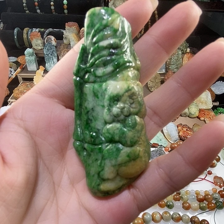 翡翠未镶嵌挂件黄➕绿放漏特色件