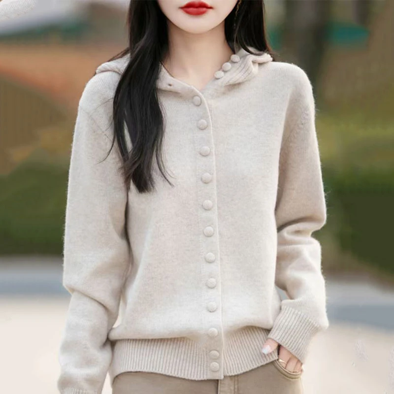 多扣连帽针织开衫女秋冬新款精仿羊毛长袖宽松百搭帽衫上衣外套