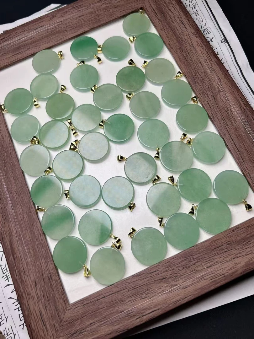 1285-东陵玉【圆盘】吊坠24*24*3左右（拍一发一多样性发货）