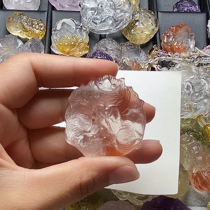 离***歌未镶嵌颈饰水晶水晶吊坠