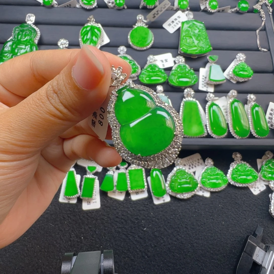 翡翠银S925镶嵌颈饰