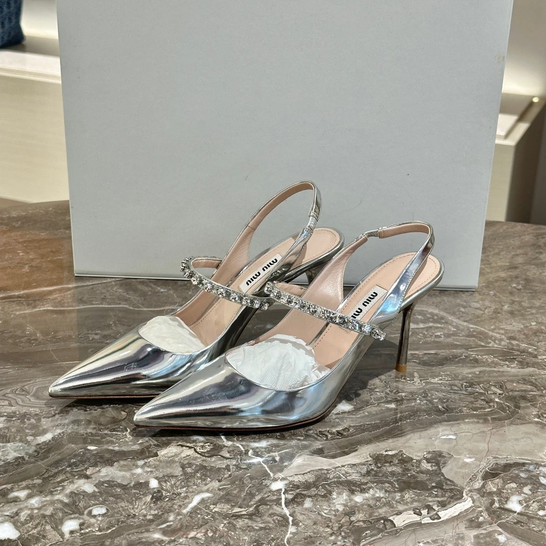 95新 MIU MIU/缪缪 钻链银色高跟鞋 98新 35.5码 跟高7cm