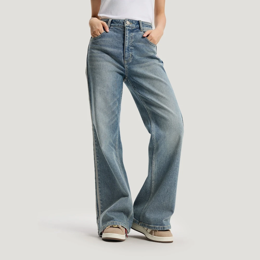 Adidas三叶草WASHE欧阳娜娜同款 新年款水洗牛仔微喇运动裤KT3173