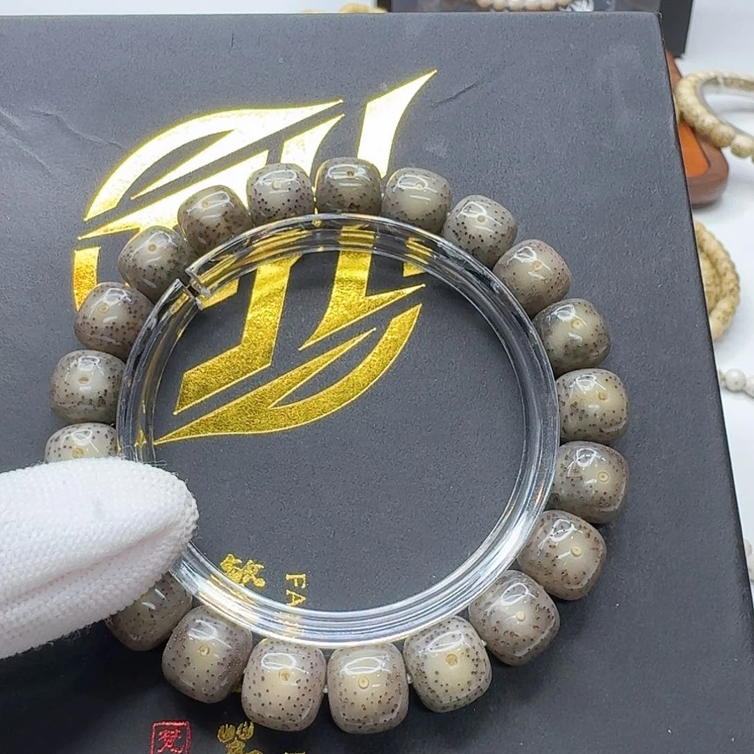 星月菩提吊坠118梵天黑冰大眼睛针尖星11左右单一物一图