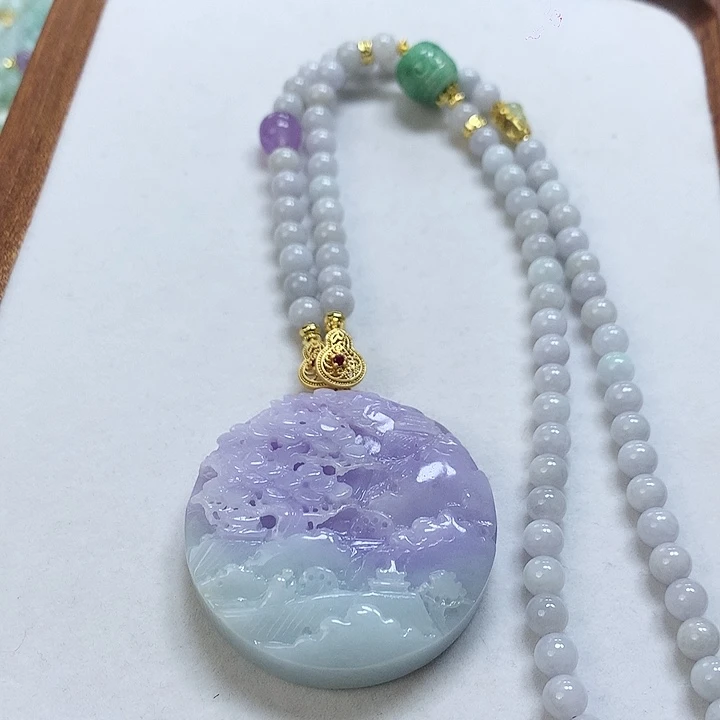 翡翠颈饰未镶嵌吊坠