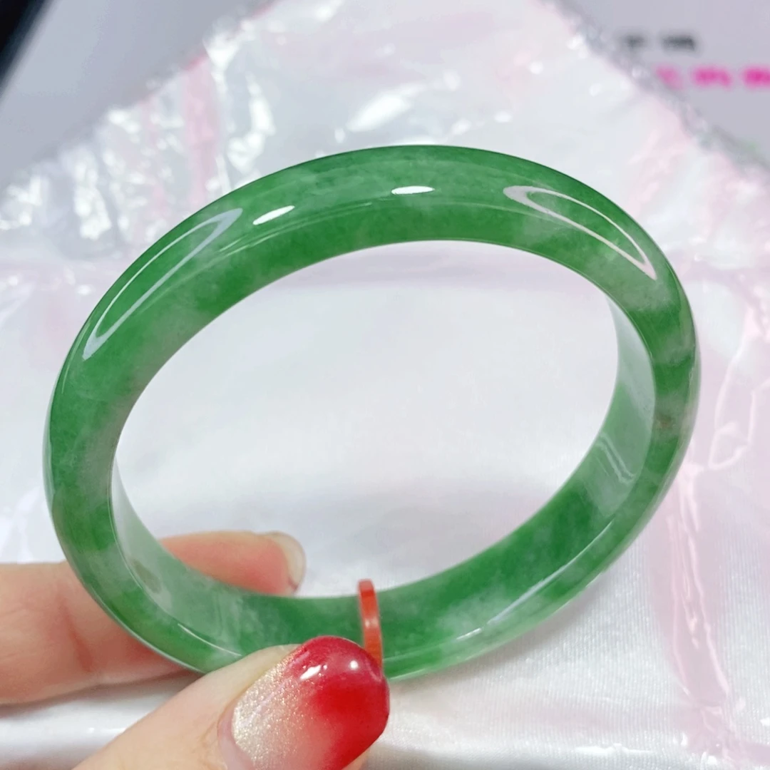 未镶嵌手镯（贵妃镯）翡翠54.3圈捡漏