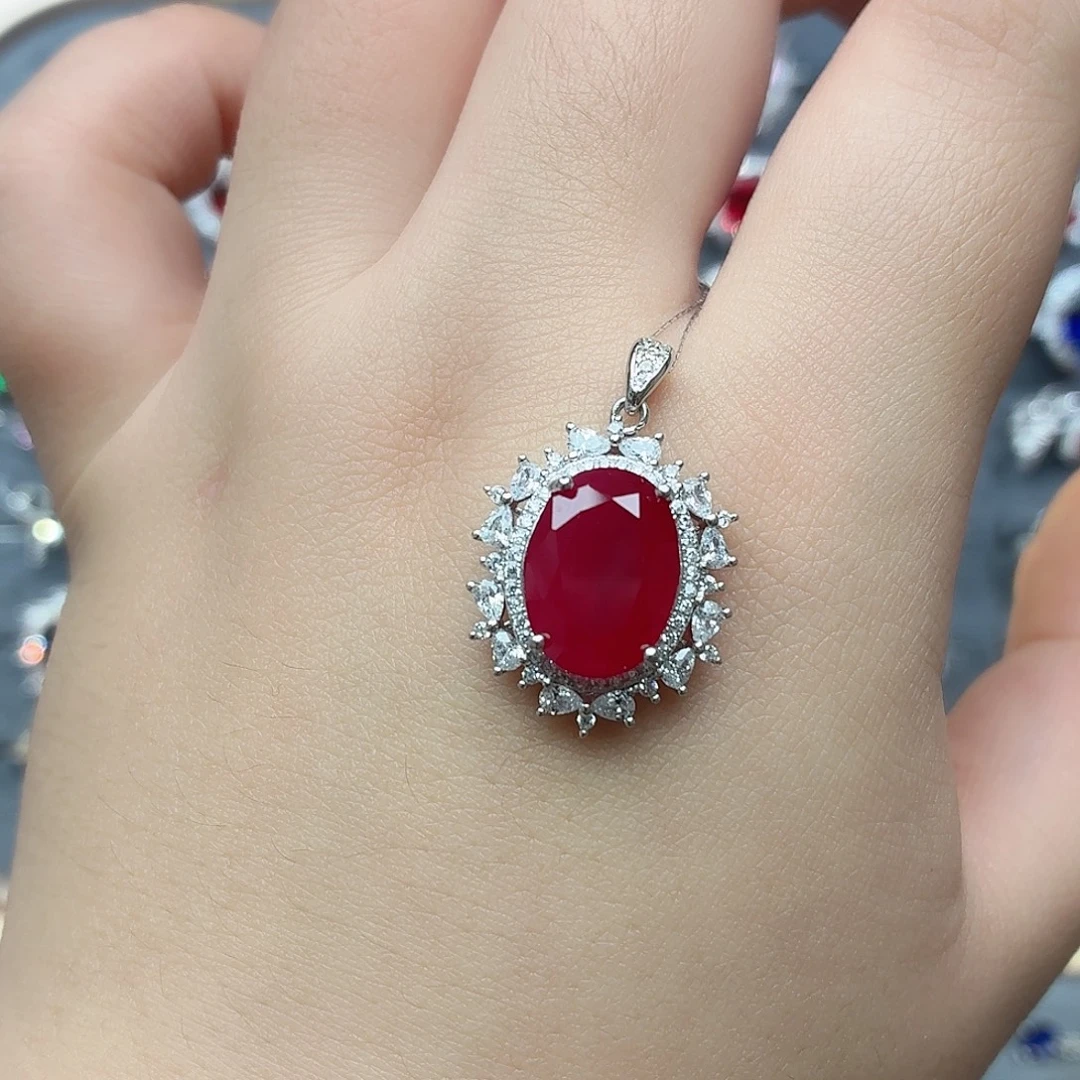坠链均925银培育缅甸粉红色宝石