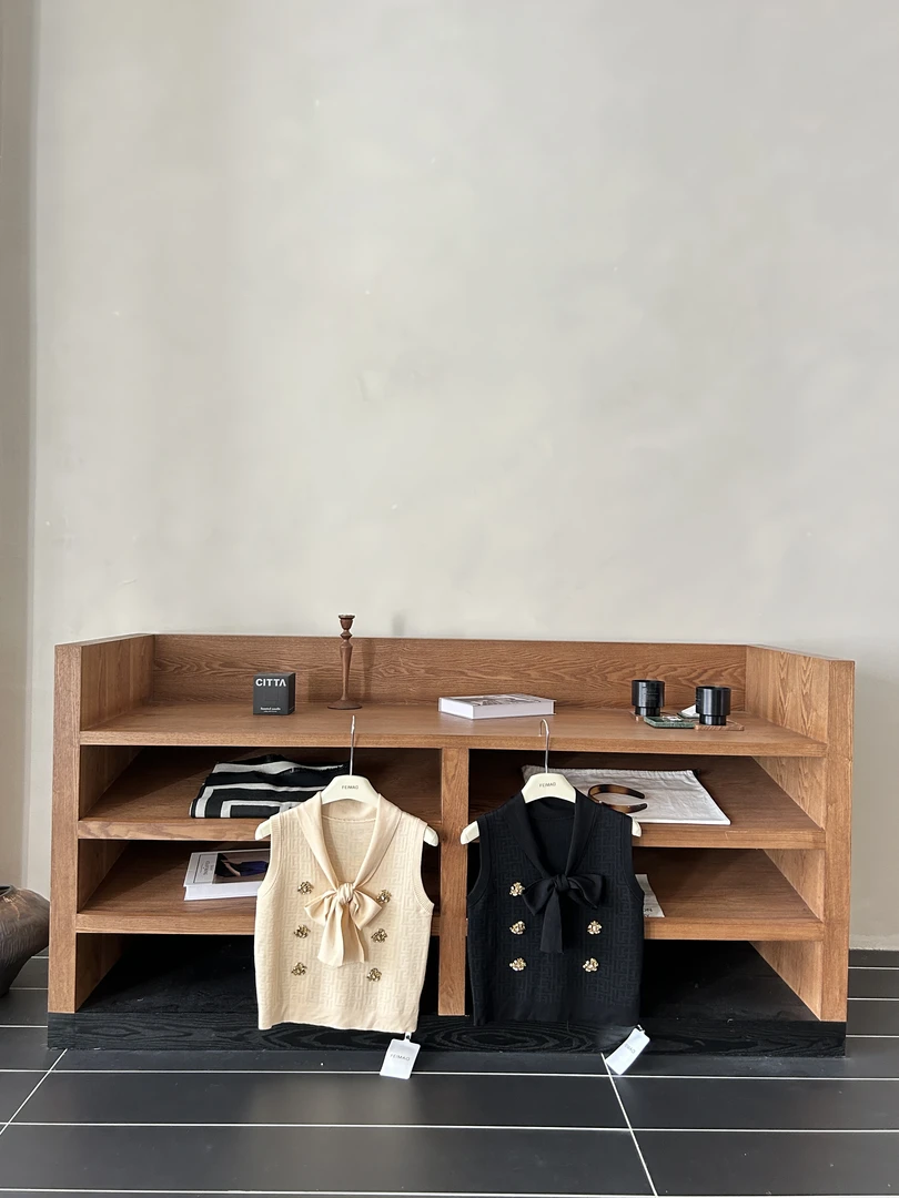 【赵小小&古早滤镜】6390 系带针织背心法式金属扣V领无袖针织马甲