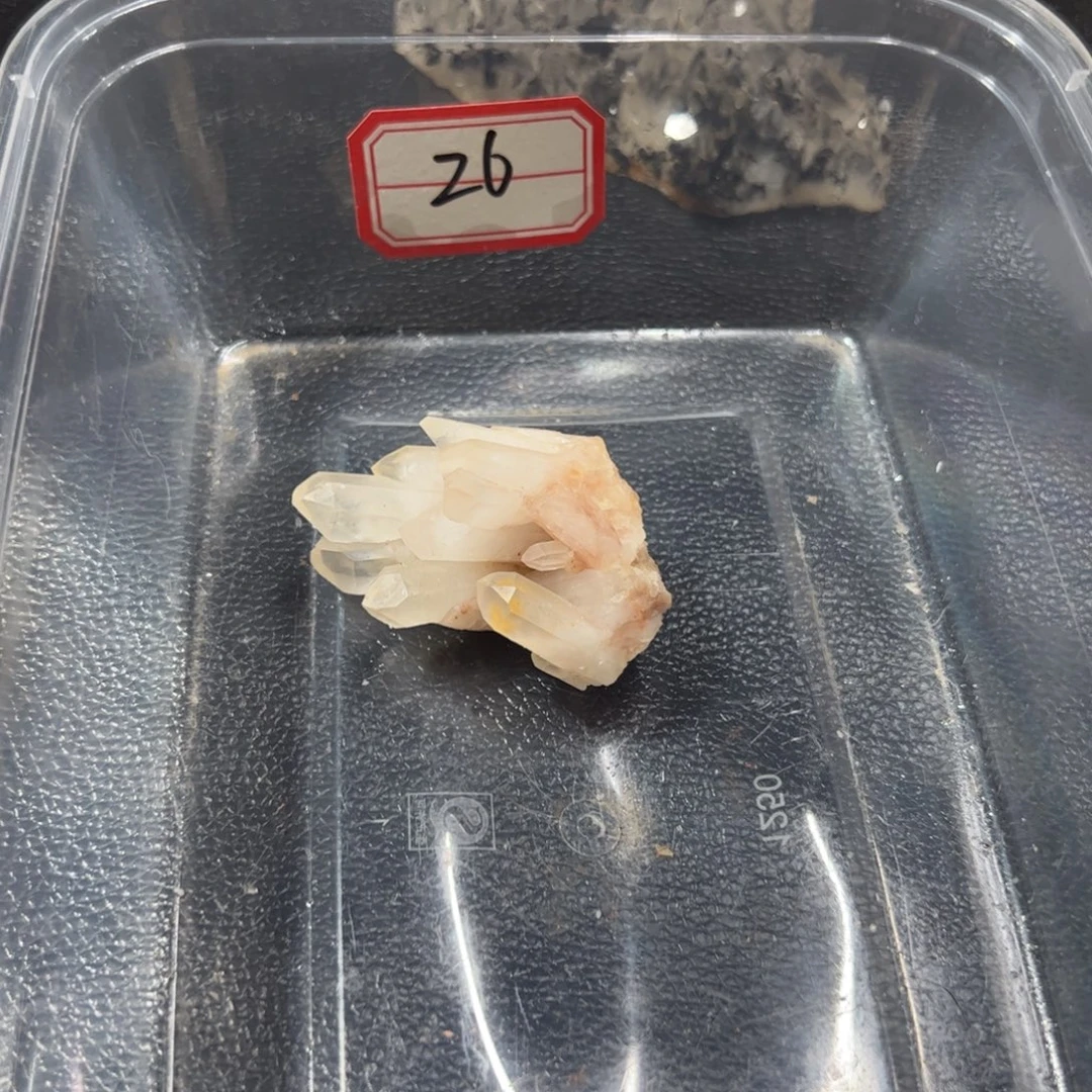 珠宝半成品水晶未镶嵌