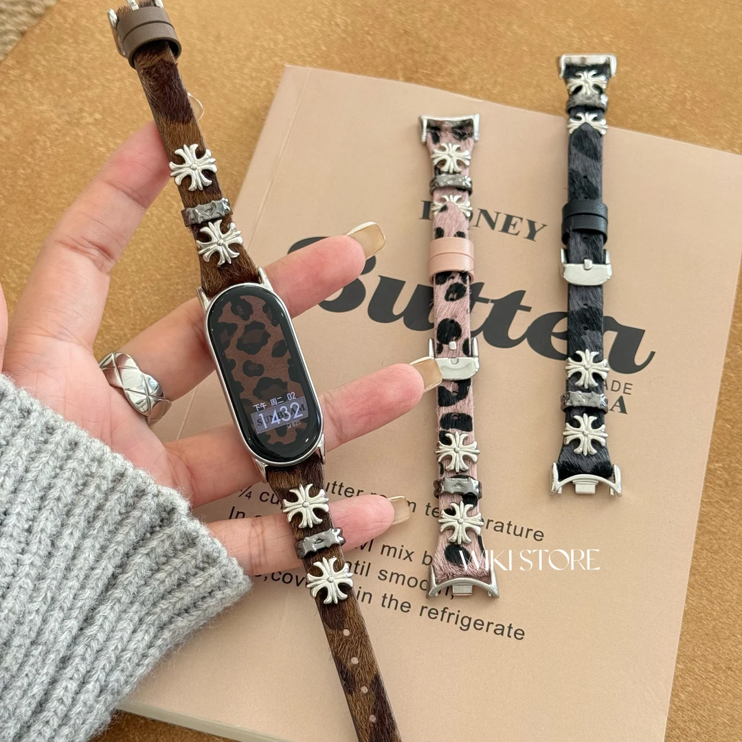 WIKI适用小米手环10/9/8陶瓷版豹纹毛绒十字架克罗心表带秋冬新款