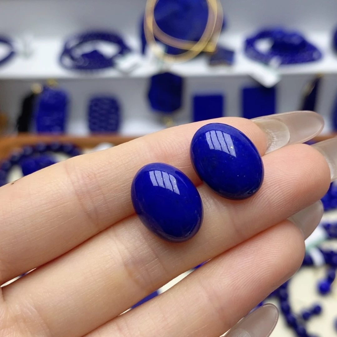 青金石未镶嵌耳饰