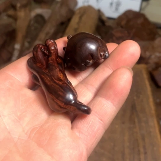 七***一黄花梨/降香黄檀86海黄老料手把件