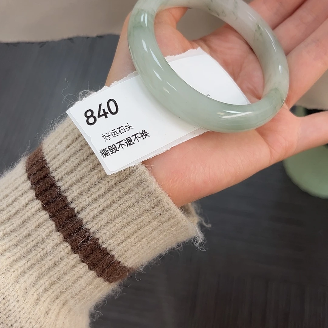 石英质玉未镶嵌手镯840