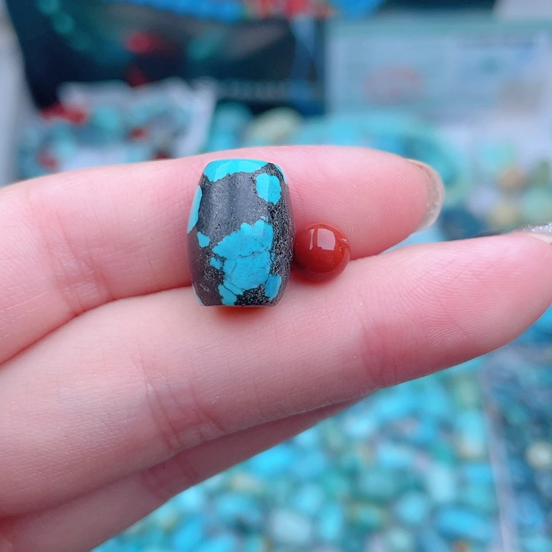 南红玛瑙未镶嵌珠宝奇石