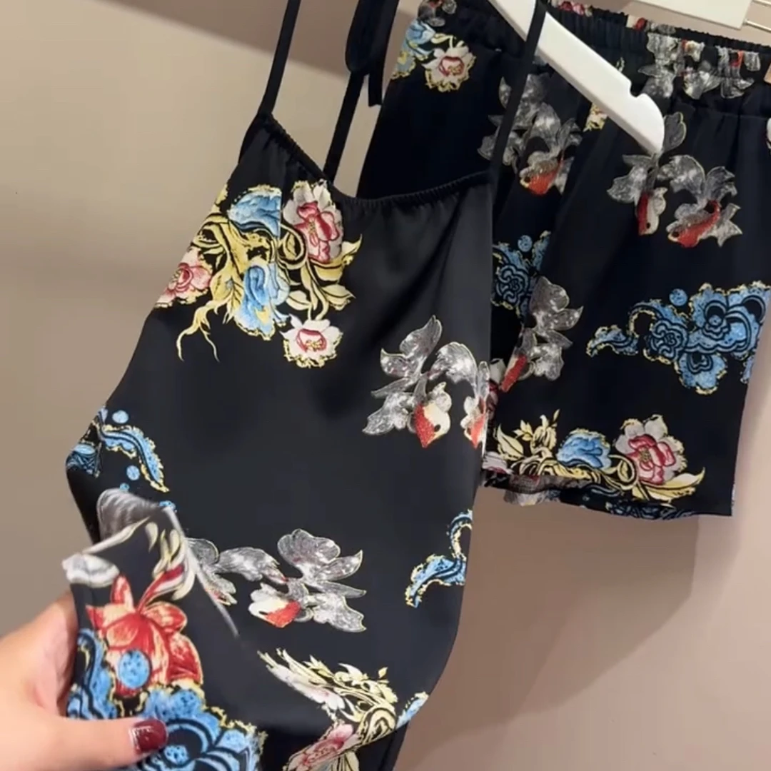 国风古韵大花朵时尚不规则下摆性感吊带肚兜加短裤两件套女上衣