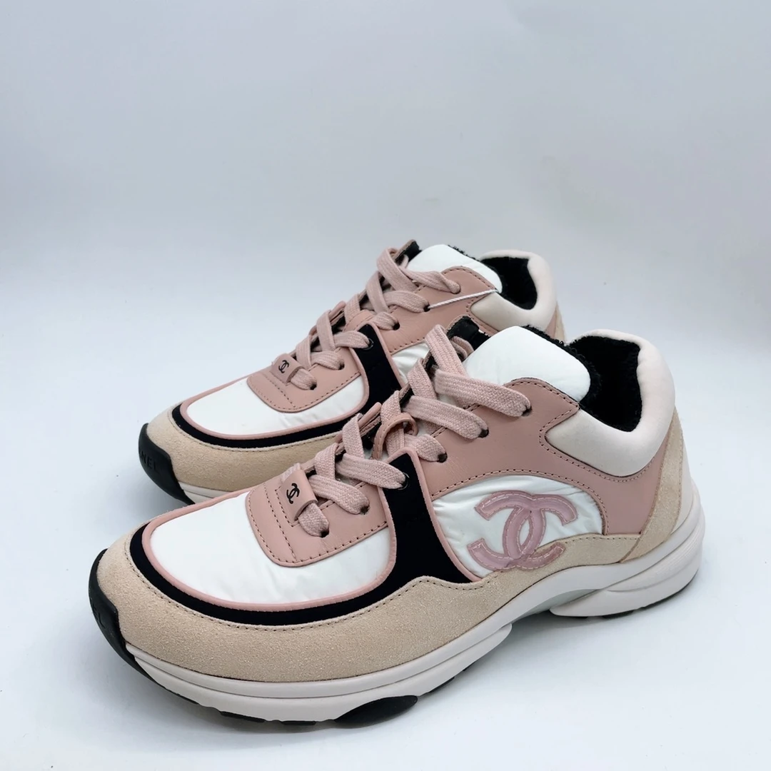 95新 Chanel/香奈儿 37码粉白拼色运动鞋my352