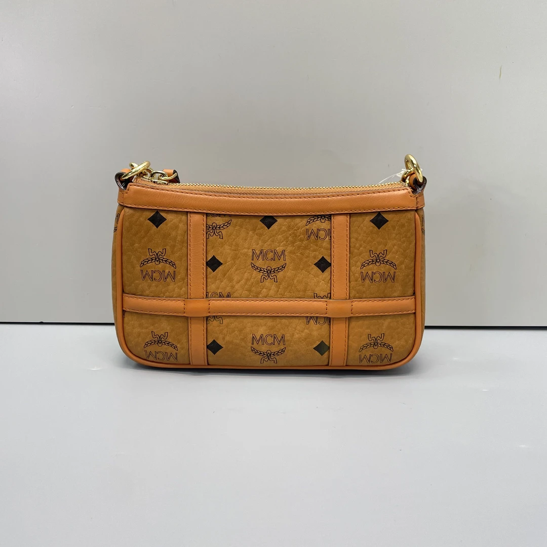 95新 MCM 媚姐/mcm干邑色麻将腋下包21x13x3cmF121805