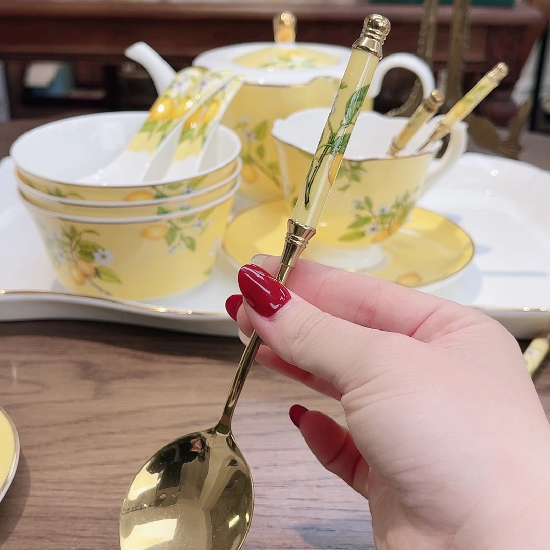 骨瓷——————————————-