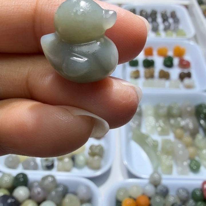 未镶嵌和田玉珠宝半成品