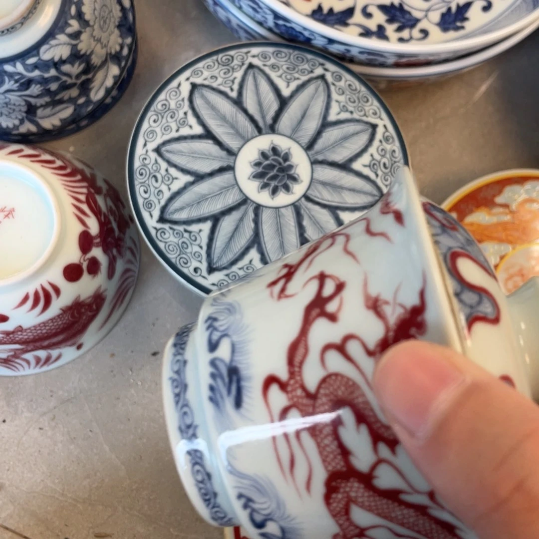 瓷片景德镇釉里红穿云龙马蹄盖碗