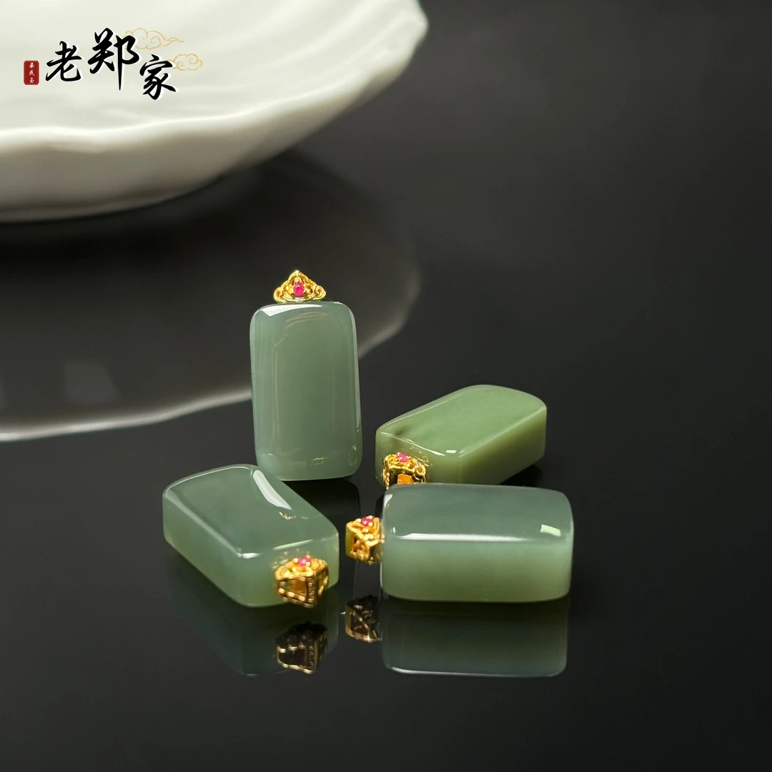 【老郑家】925银和田玉无事牌吊坠 3191-2 多样性发1件 约20*12*7mm