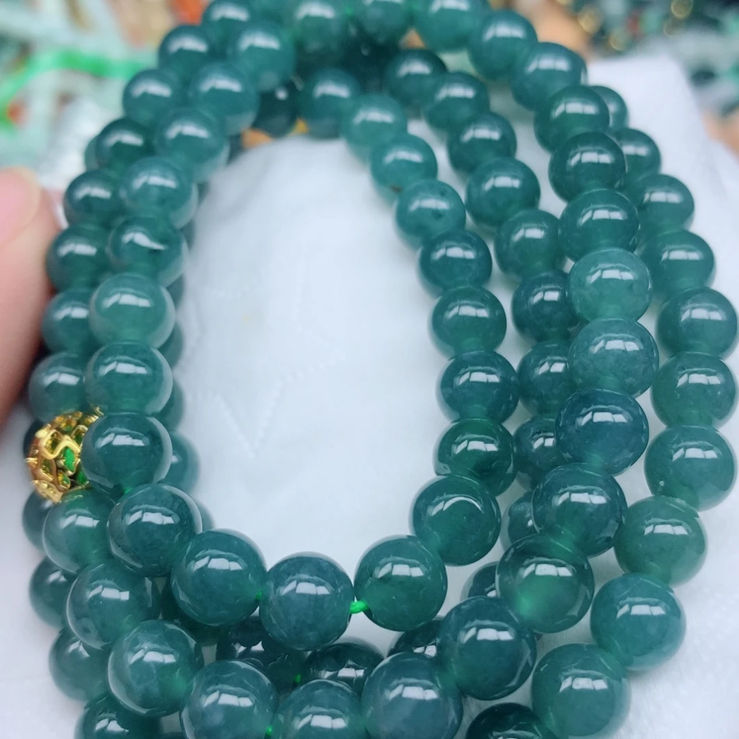 翡翠未镶嵌颈饰珠子