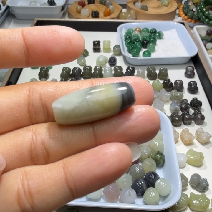 和田玉未镶嵌珠宝奇石