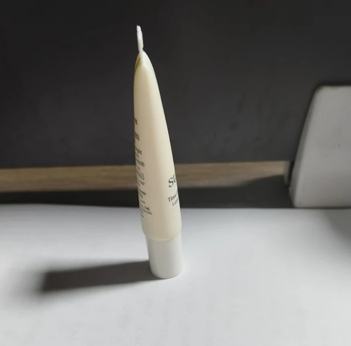 时光肌底透白紧肤精华乳7Ml 无盒