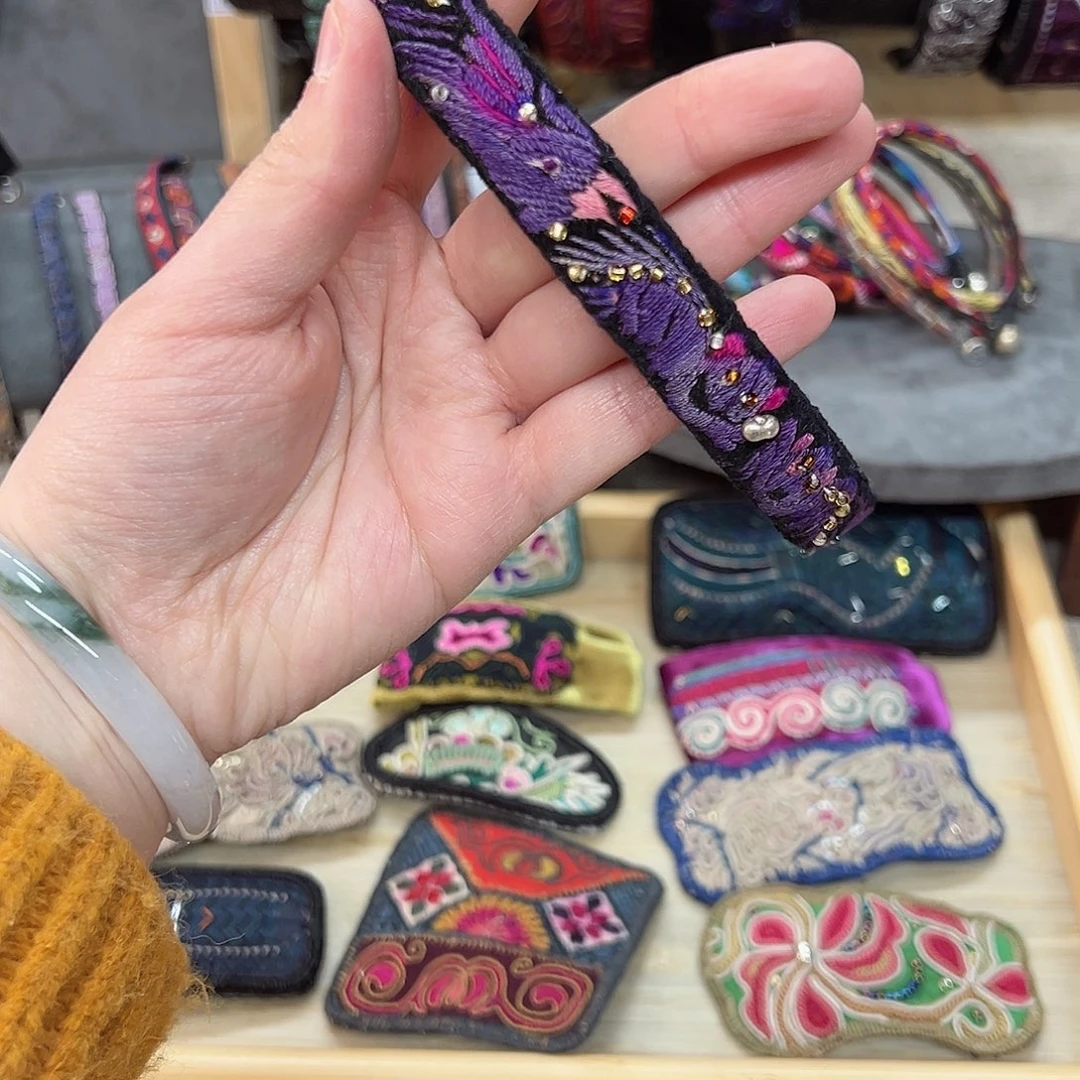 墨*哈哈哈哈哈哈哈哈哈哈