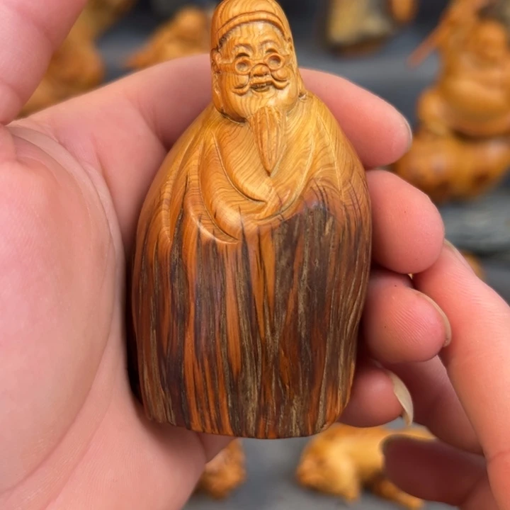 柏木（崖柏）点点，关注
