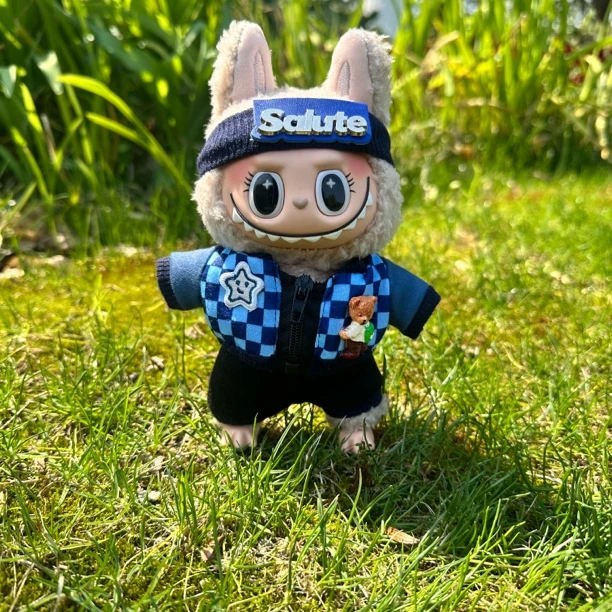 海娃系列毛绒玩具蓝色格子卫衣款包包、车挂件摆件922