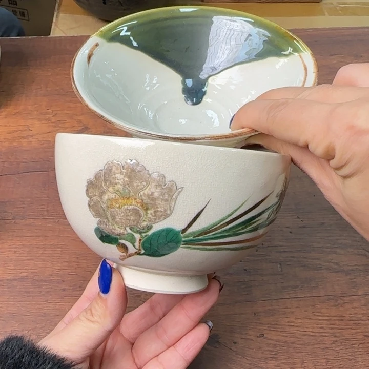 一个陶瓷物件哈哈哈哈