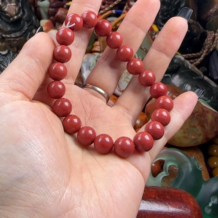 未镶嵌透闪石质玉珠宝奇石