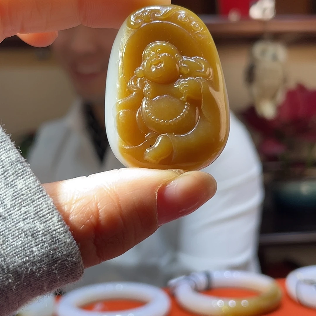 和田玉（糖玉）未镶嵌颈饰