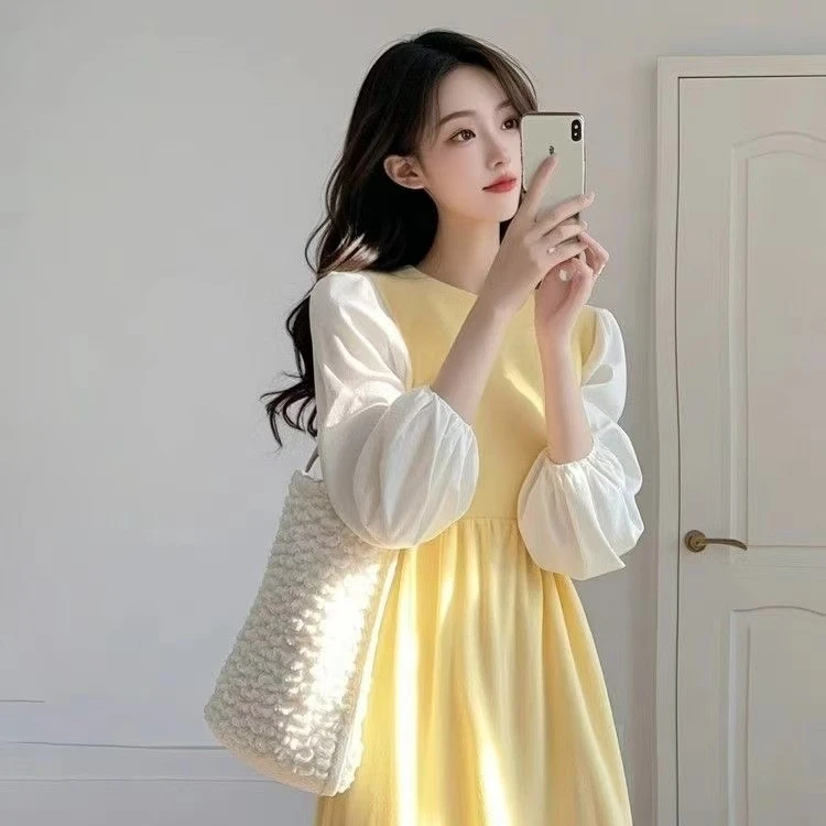 2025春季今年爆款流行高级感超好看气质千金风黄色拼接连衣裙女装