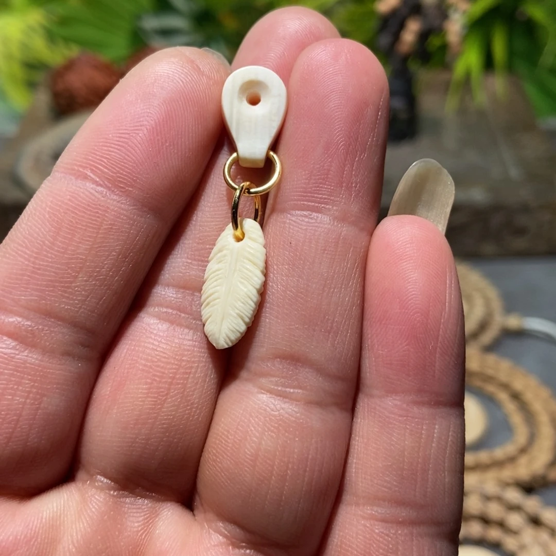 王***乐柏香籽/百香籽吊坠