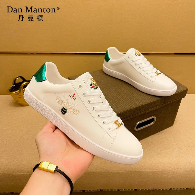 欧洲站轻奢小白鞋男韩版透气百搭刺绣小蜜蜂潮流休闲板鞋男士高端