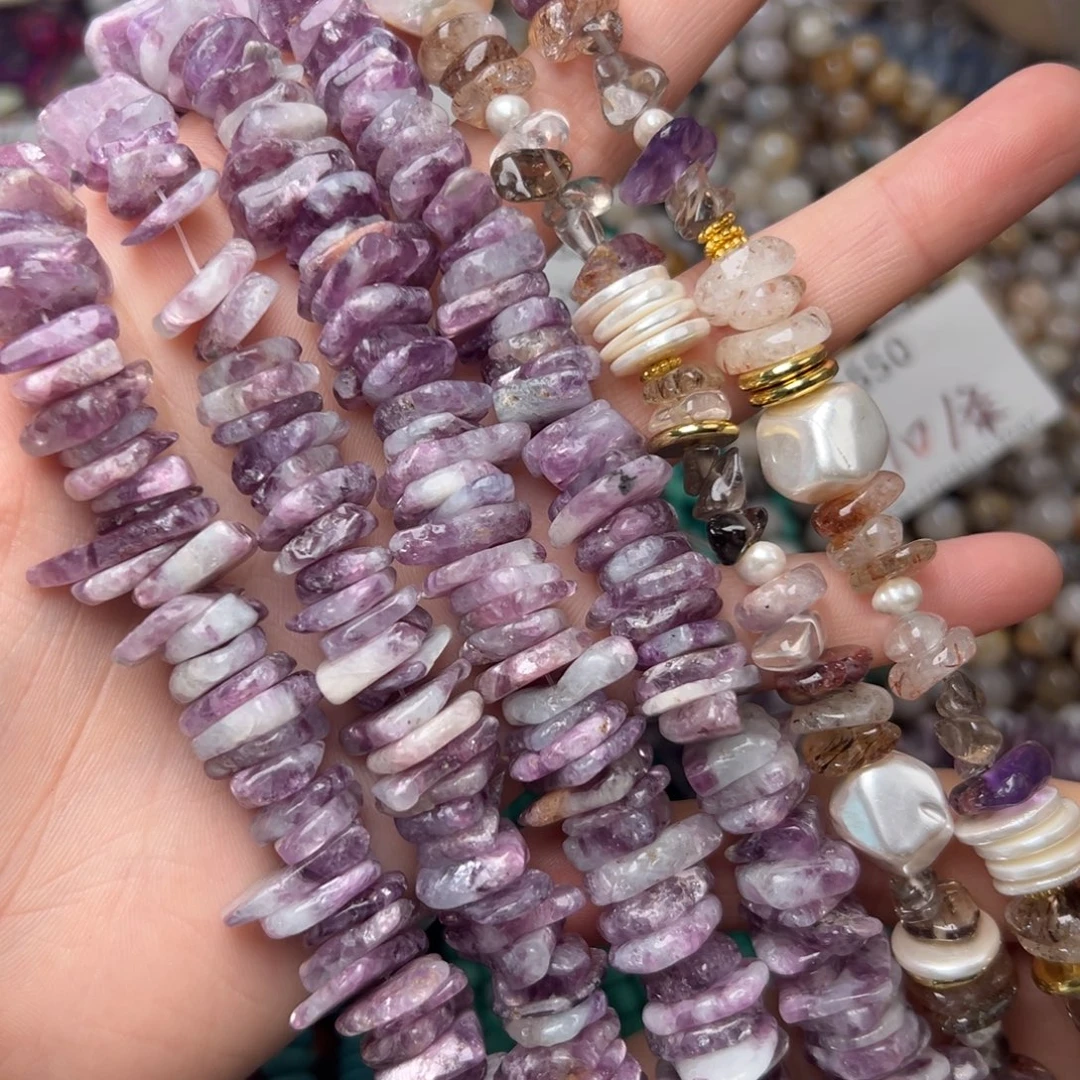 玛瑙/玉髓合金珠宝半成品L551。12mm梅花碧玺随形叠片一条