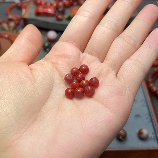 未镶嵌原矿单珠6多样性发1南红玛瑙