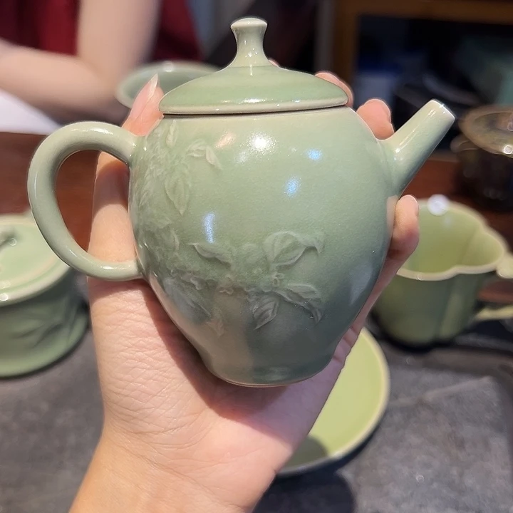 龙泉云间青瓷小米茶器