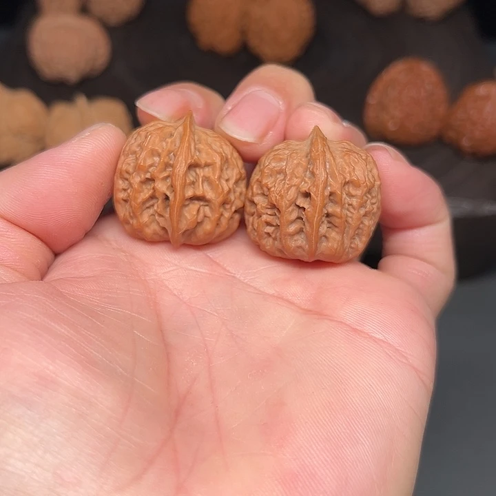 把件文玩核桃太行龙珠 27+